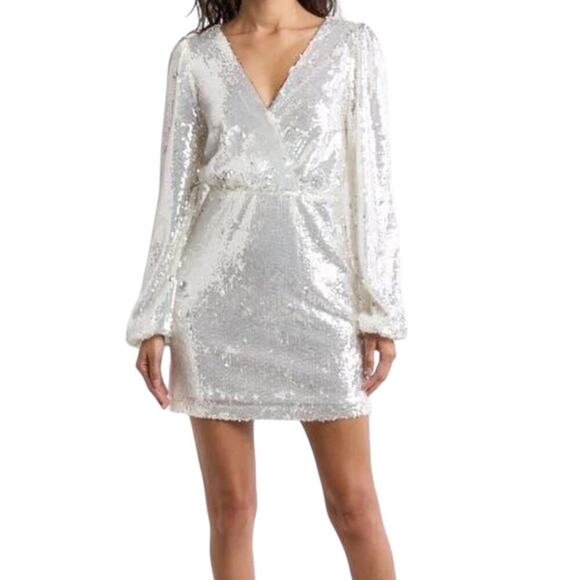 WAYF Carrie Long Sleeve Sequin Mini Dress In Silver Sequin NWT Size Small Party - Picture 2 of 15